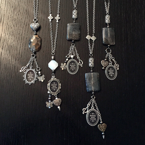 MHV Pendant & Charm Necklace